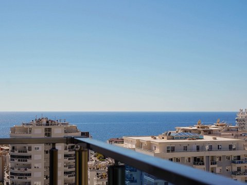 Аланья остается одним из ведущих курортов Турции, привлекающим интересы покупателей недвижимости в 2024 году