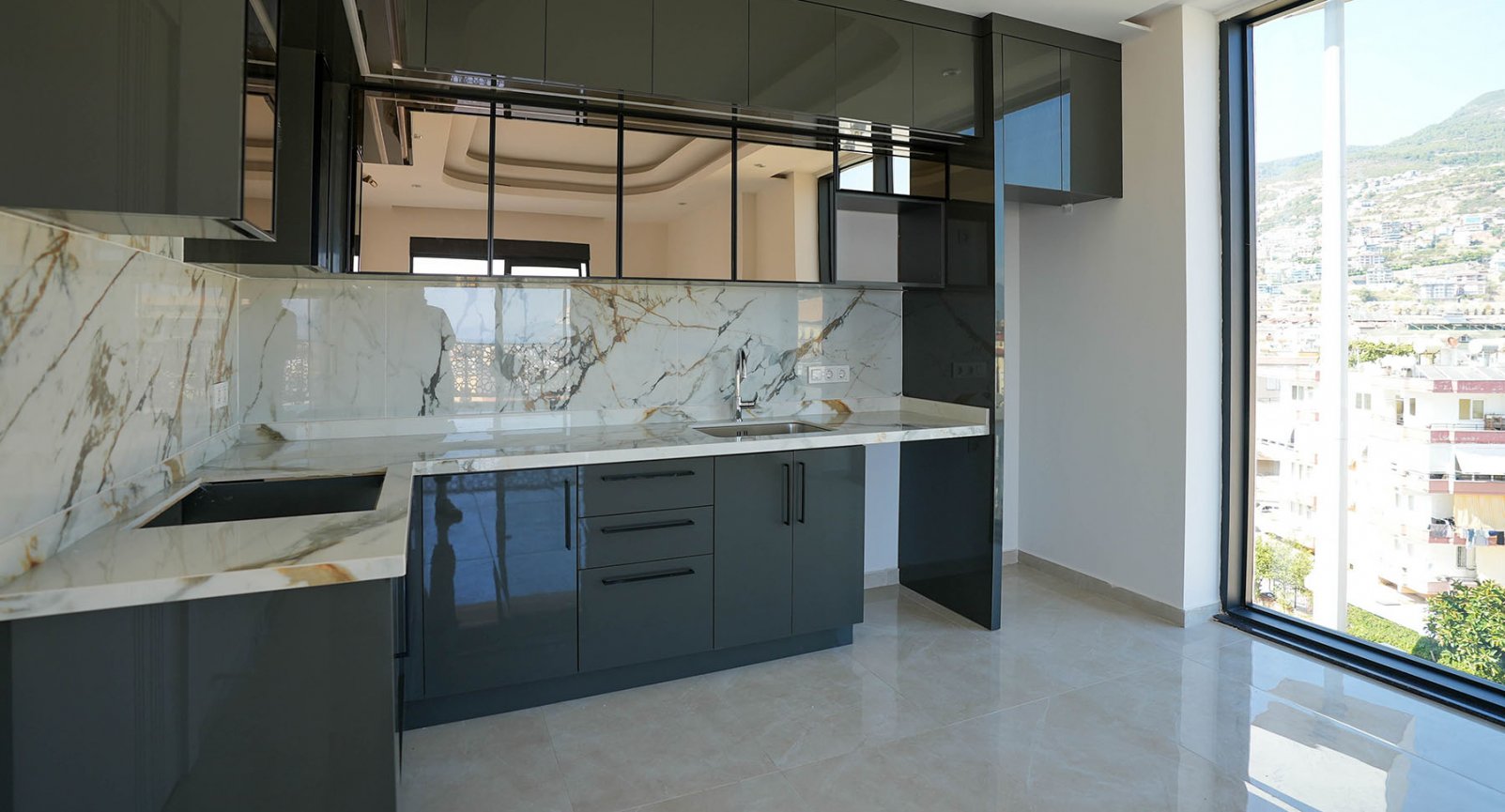 Апартаменты 94.40 м&sup2; 2+1