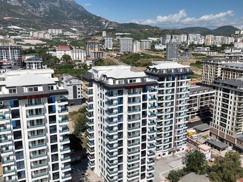 В Алании реконструируют парк Мустафы Уяра в Махмутларе